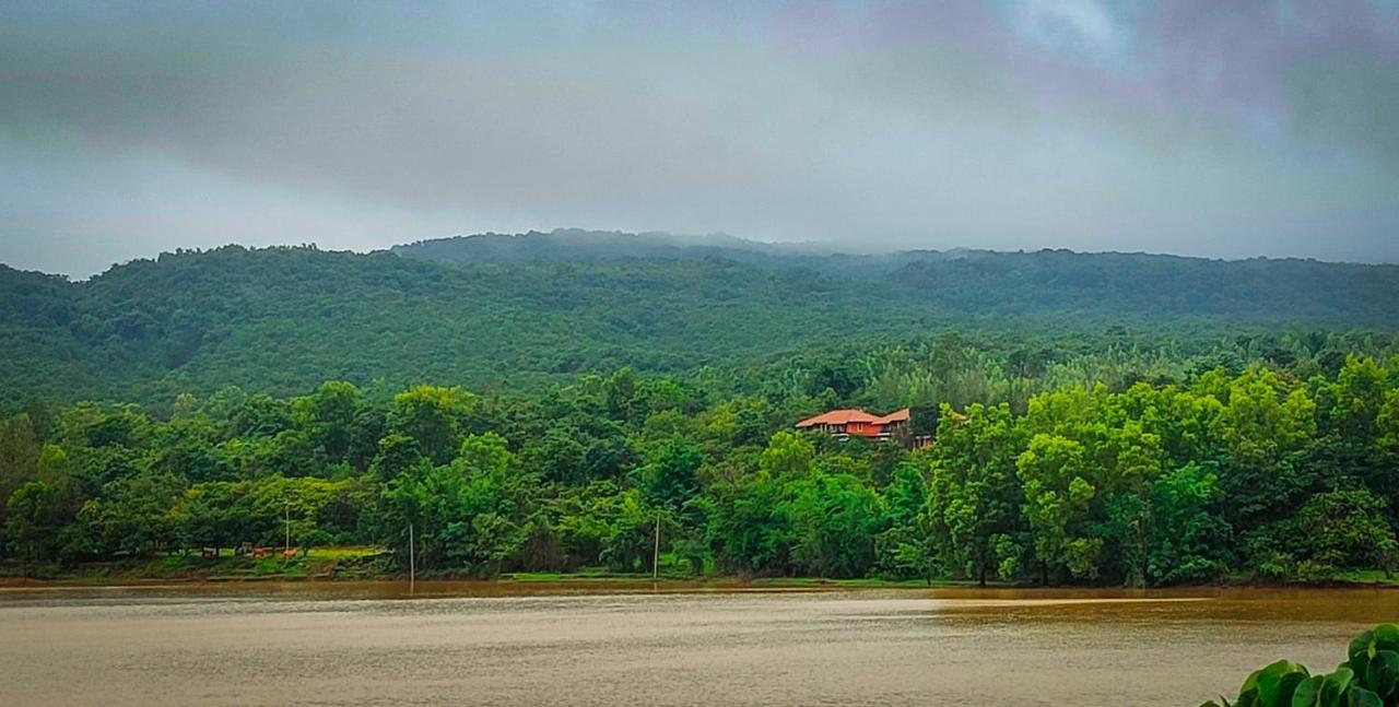 Chalobahills Farmstay Resort Ajra Exterior photo