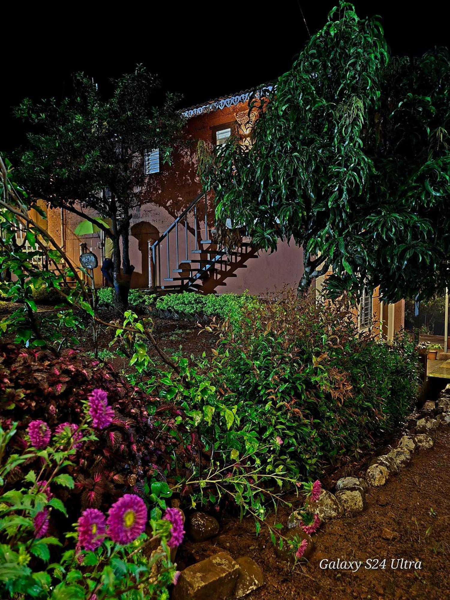 Chalobahills Farmstay Resort Ajra Exterior photo